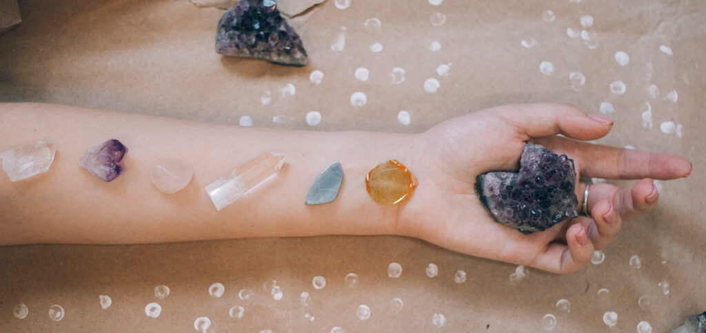 Red Hair Rutilated Quartz (髮晶)| Healing Crystal Bracelet | Shop Online –  innerblissdesigns